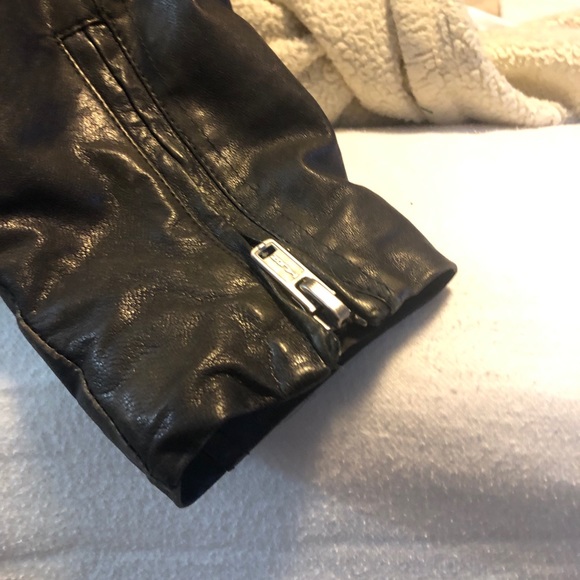 Diesel Ken model leather/puffer “RARE” XL - Picture 9 of 9